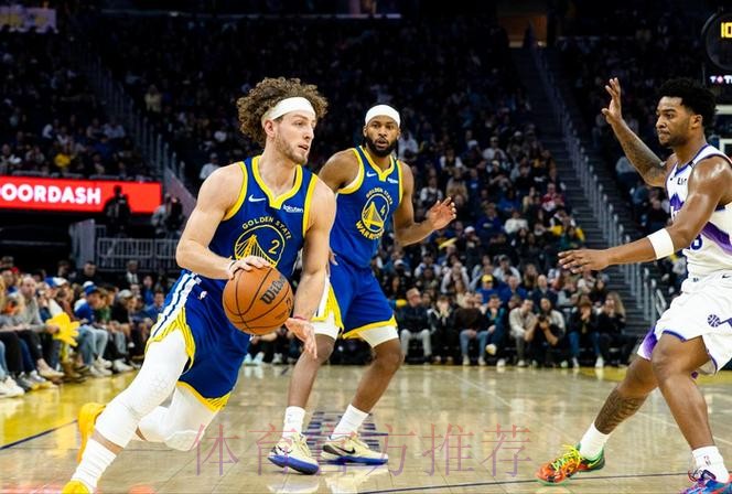 就剩3人没上，勇士赢球招数多，科尔收到效果，一人被驱反受益